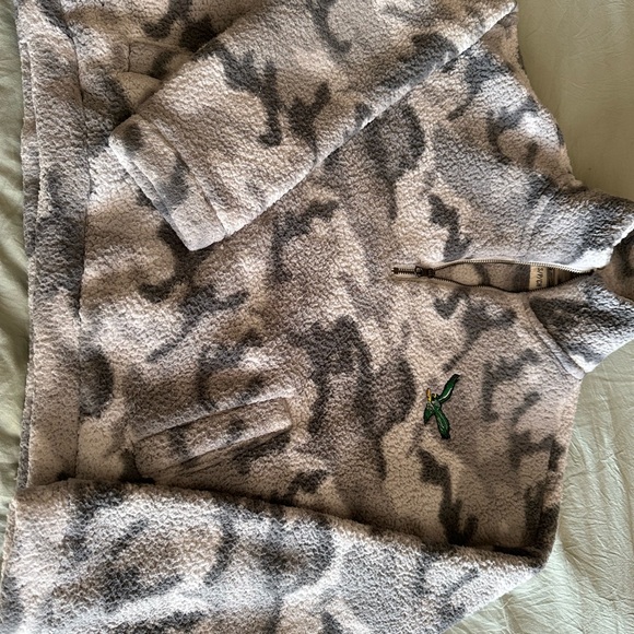 Philadelphia Eagles Cozy Camouflage Fleece Pullover - Picture 1 of 3